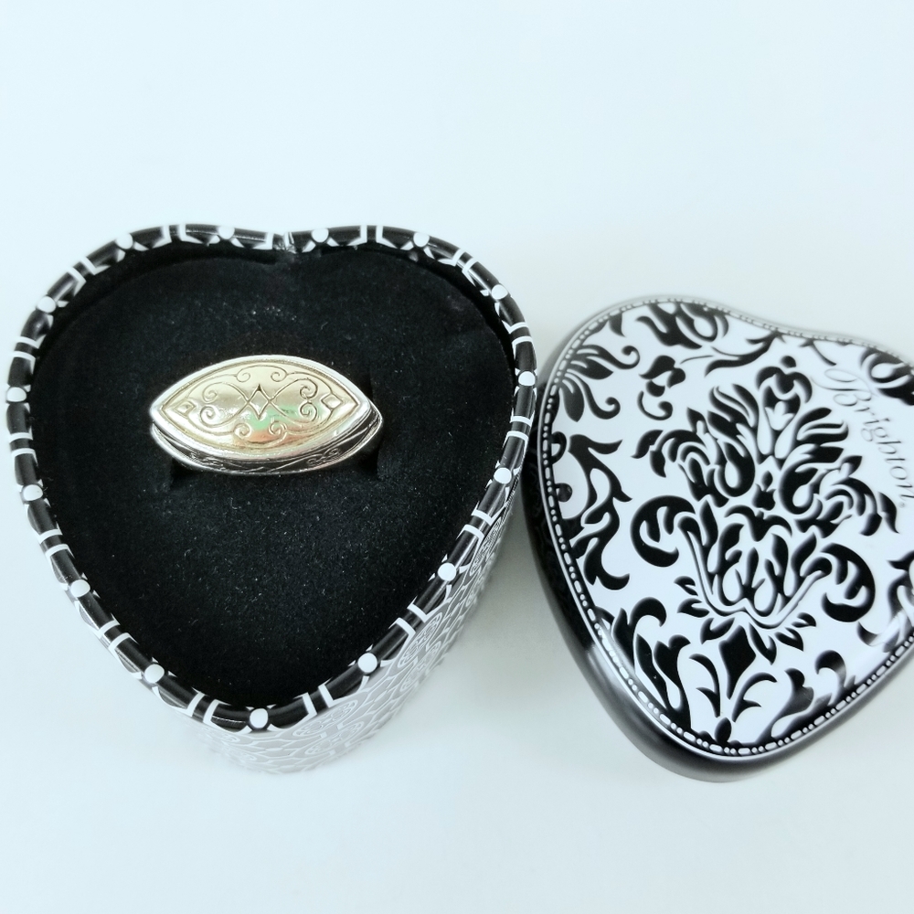 Sz 6.5 Brighton Sterling Silver Bold East West Etched Design Ring Retired